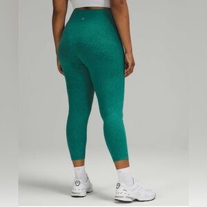 Lululemon Wunder Train High-Rise Crop 23"